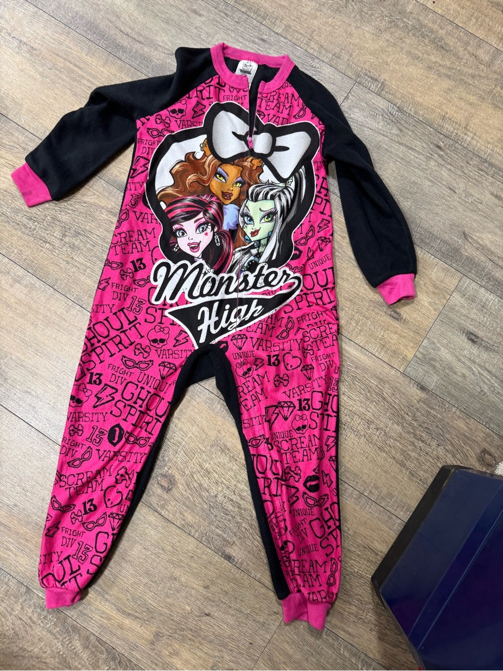 monster high Pink and Black Girls One-Piece Footed Pajamas